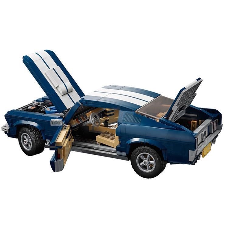 Blauwe Retro Coupé Auto DIY Mo - Vintage Collectible Cars recensie en prijs