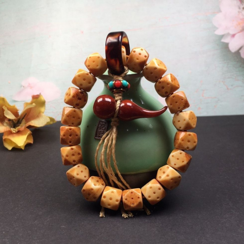Bot, gedecoreerd met oude mate - Vintage Collectibles And More recensie en prijs